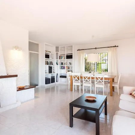 Paraisos Villa *